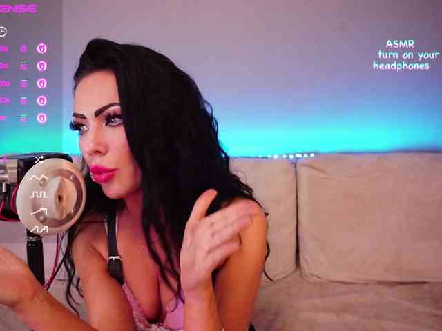 LADYCharmer webcam