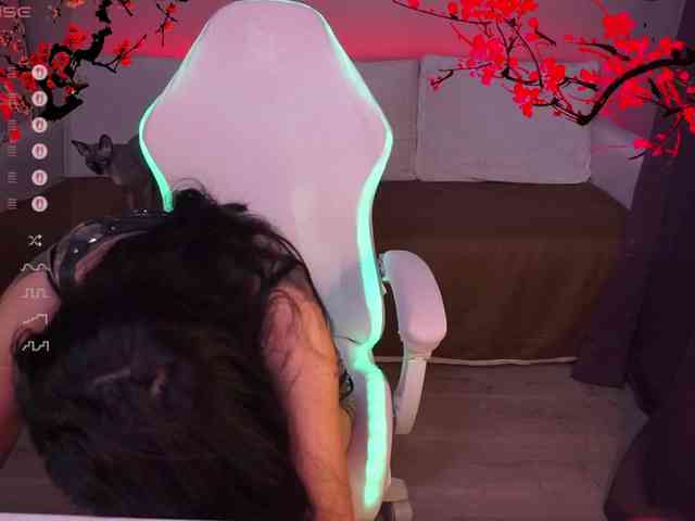 LADYCharmer webcam
