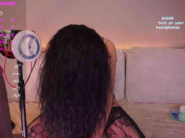 LADYCharmer webcam