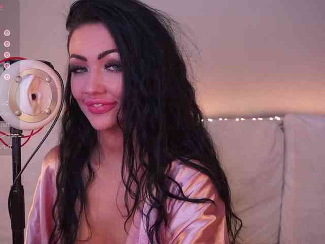 LADYCharmer webcam