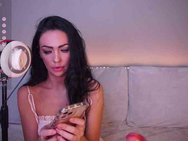LADYCharmer webcam