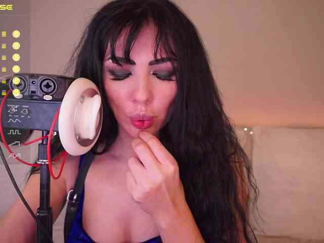 LADYCharmer webcam