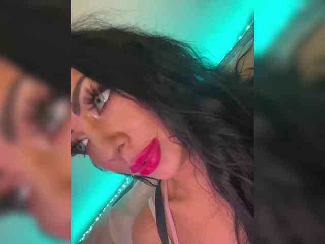 LADYCharmer webcam