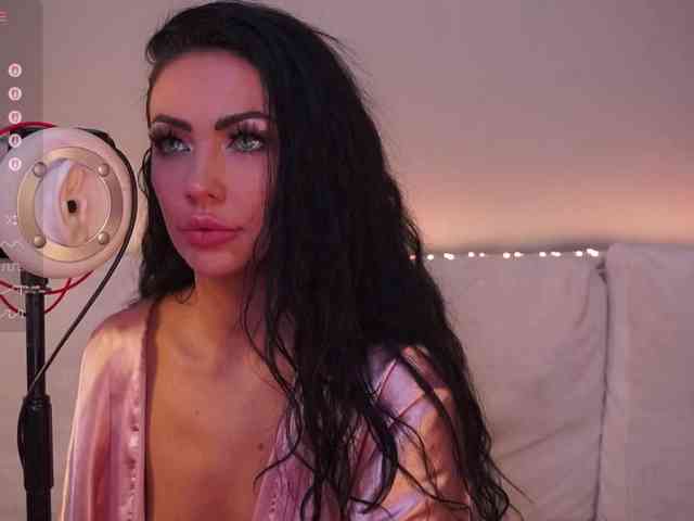LADYCharmer webcam