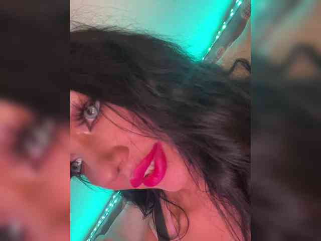 LADYCharmer webcam