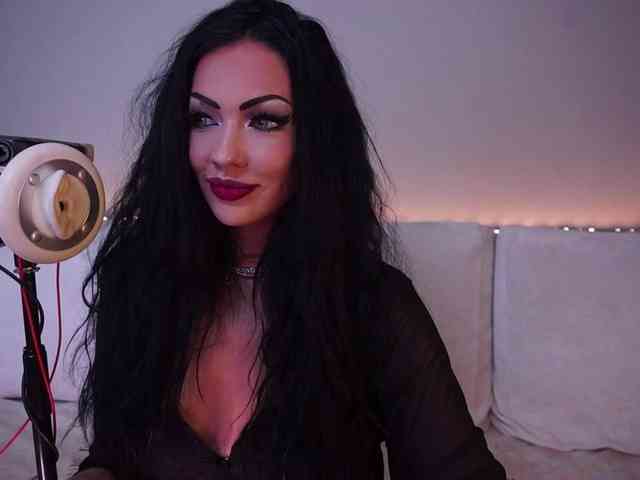 LADYCharmer webcam
