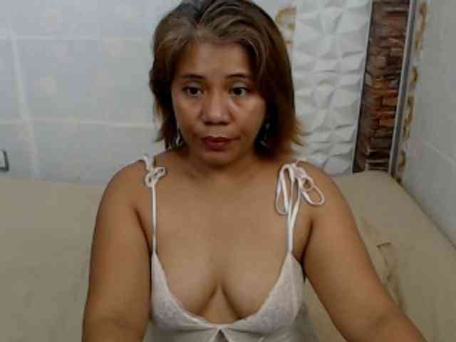 Jem34 Live Webcam on BongaCams