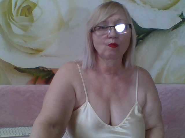 yakameliya's BongaCams show and profile