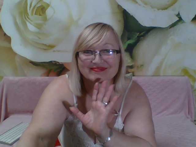 yakameliya's BongaCams show and profile