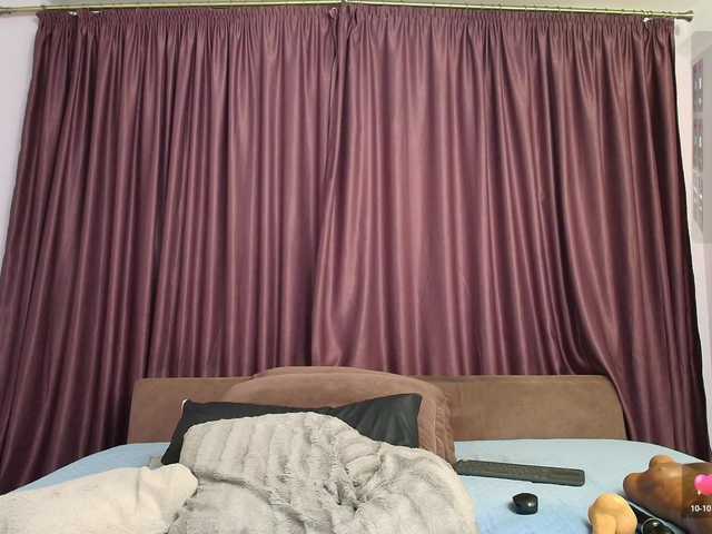 isabellefreya's BongaCams show and profile