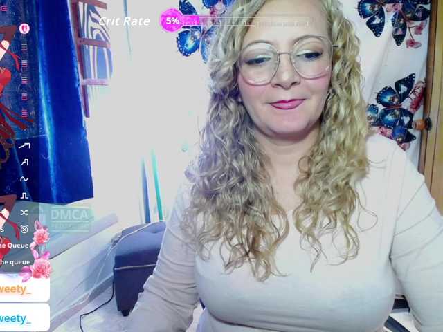 Lina-Hermosa's BongaCams show and profile