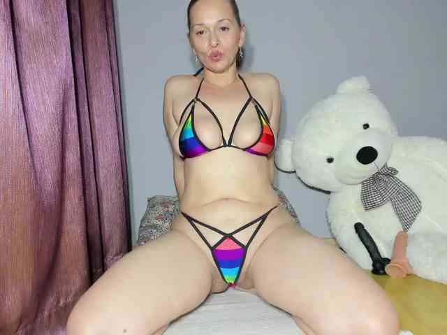 sweetqueen00 webcam