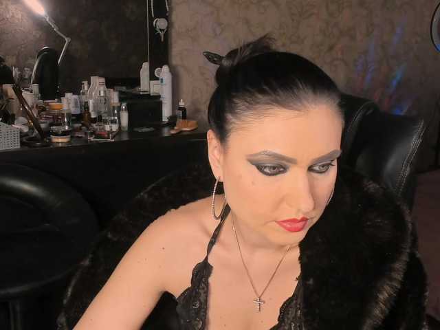 MissPoison's BongaCams show and profile