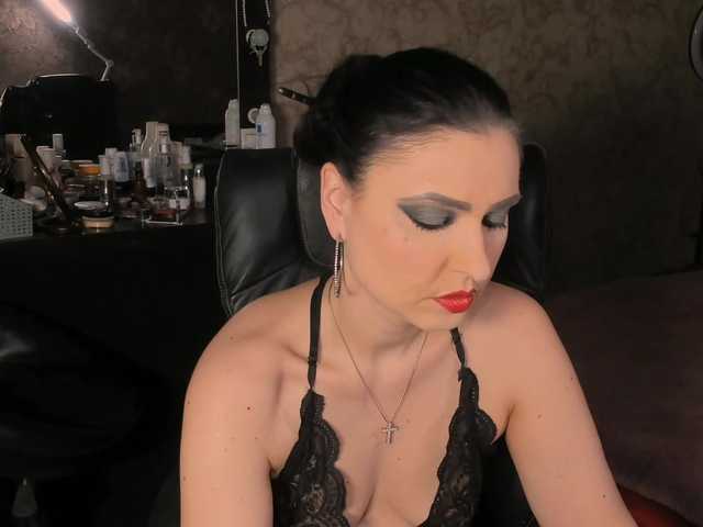 MissPoison's BongaCams show and profile