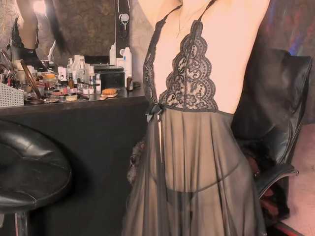 MissPoison's BongaCams show and profile