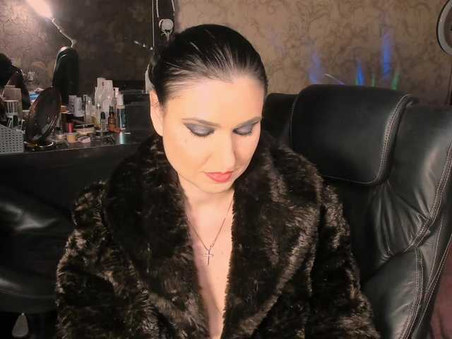 MissPoison's BongaCams show and profile