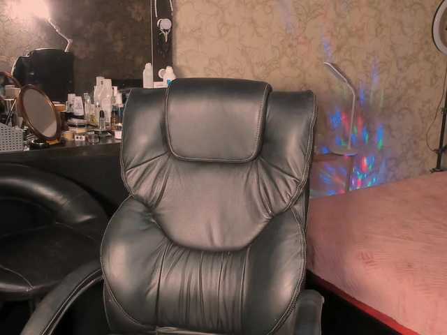 MissPoison's BongaCams show and profile