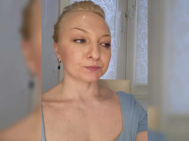 Anesteishen's BongaCams show and profile