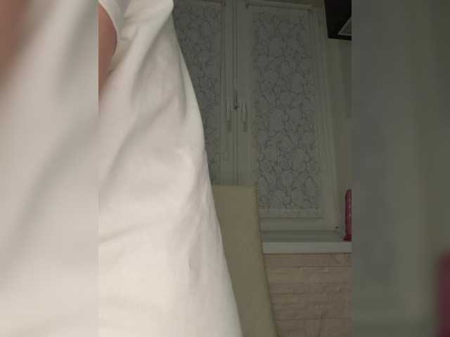 Anesteishen's BongaCams show and profile