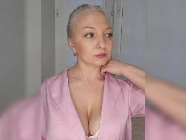  Anesteishen chat room