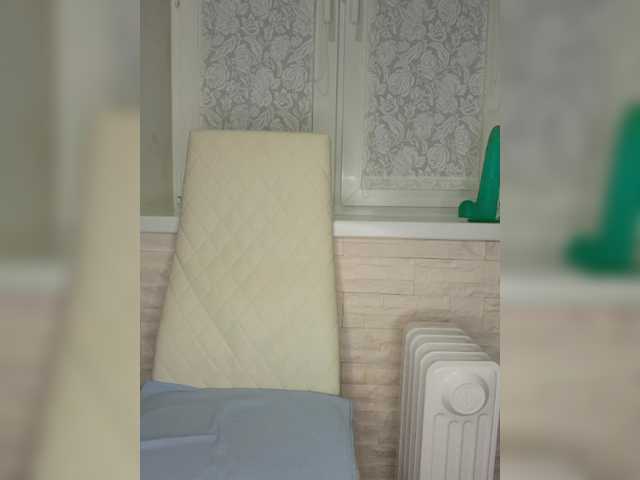 Anesteishen's BongaCams show and profile