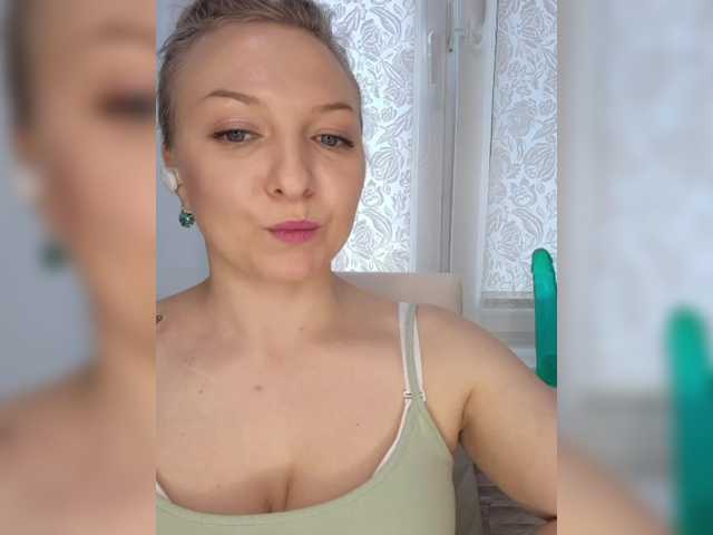  Anesteishen chat room