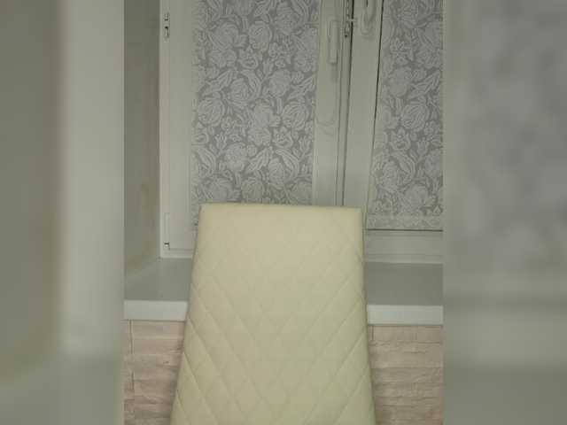 Anesteishen's BongaCams show and profile