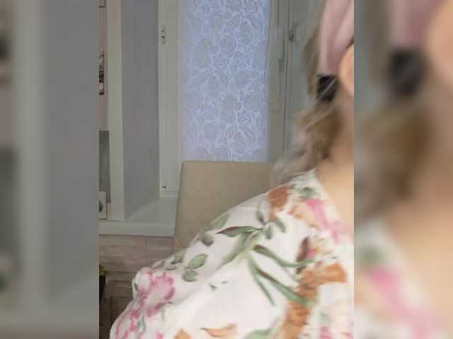 Anesteishen from BongaCams is Freechat