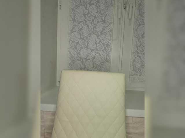 Anesteishen's BongaCams show and profile