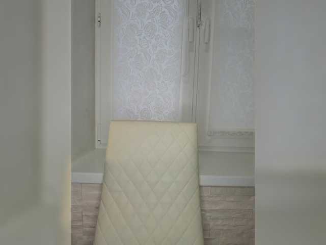 Anesteishen's BongaCams show and profile