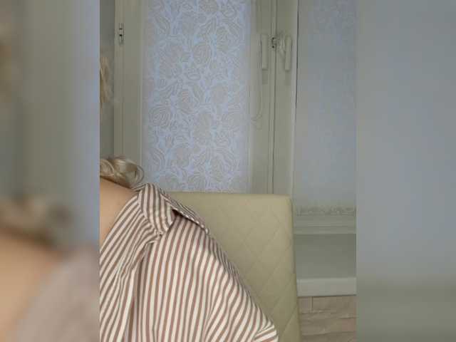 Anesteishen's BongaCams show and profile