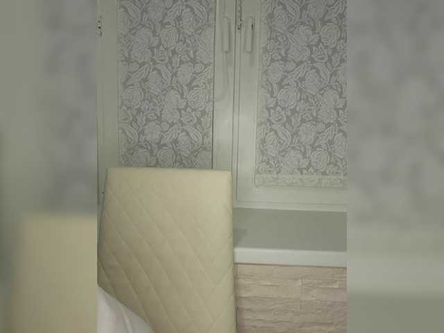 Anesteishen's BongaCams show and profile