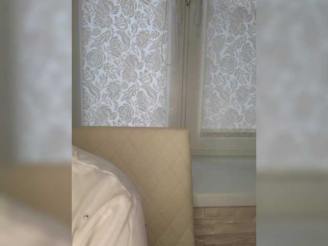 Anesteishen's BongaCams show and profile