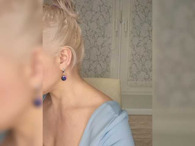 Anesteishen's BongaCams show and profile