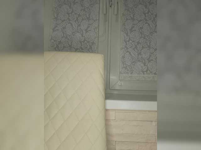 Anesteishen's BongaCams show and profile