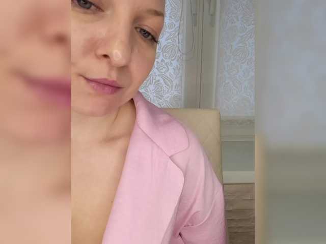 Anesteishen's BongaCams show and profile