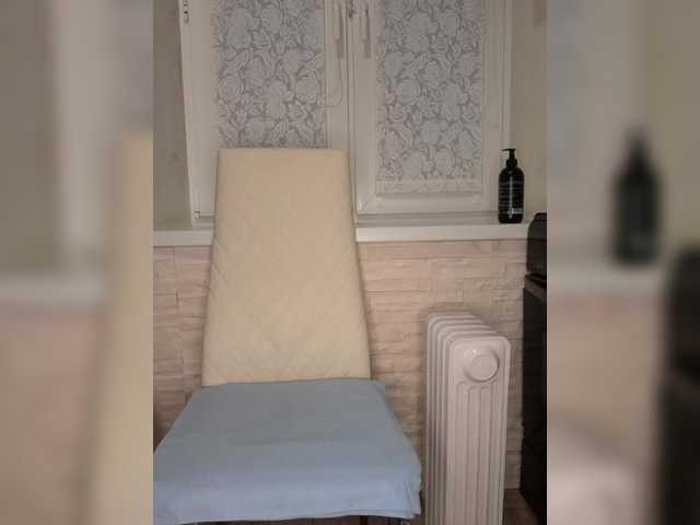 Anesteishen's BongaCams show and profile