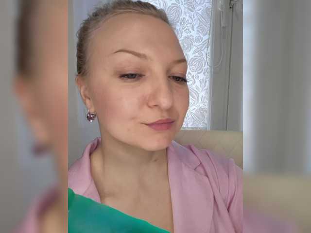 Anesteishen's BongaCams show and profile