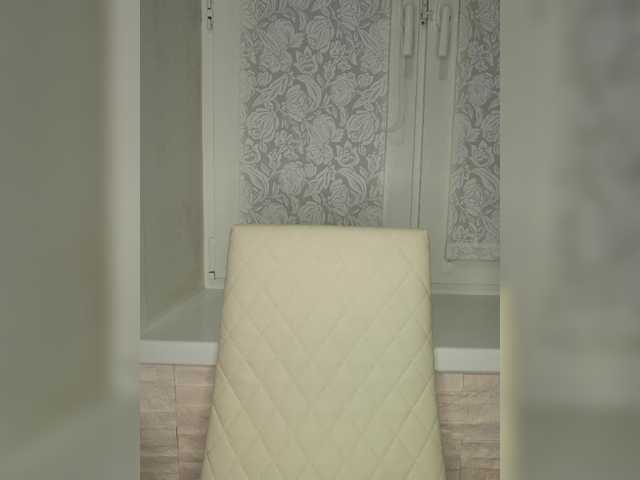 Anesteishen's BongaCams show and profile