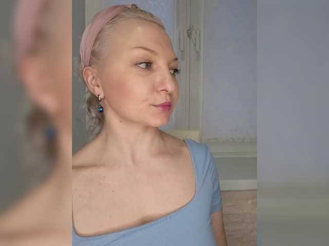 Anesteishen's BongaCams show and profile