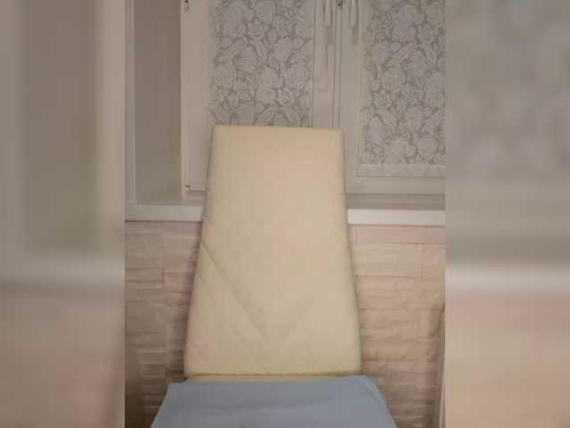 Anesteishen's BongaCams show and profile