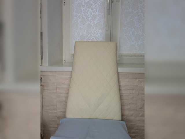 Anesteishen's BongaCams show and profile