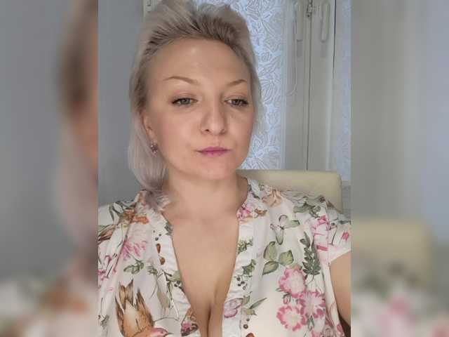 Watch BongaCams's interesting Anesteishen in her charming live session Anesteishen from BongaCams