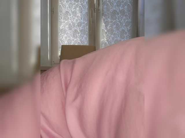 Anesteishen's BongaCams show and profile