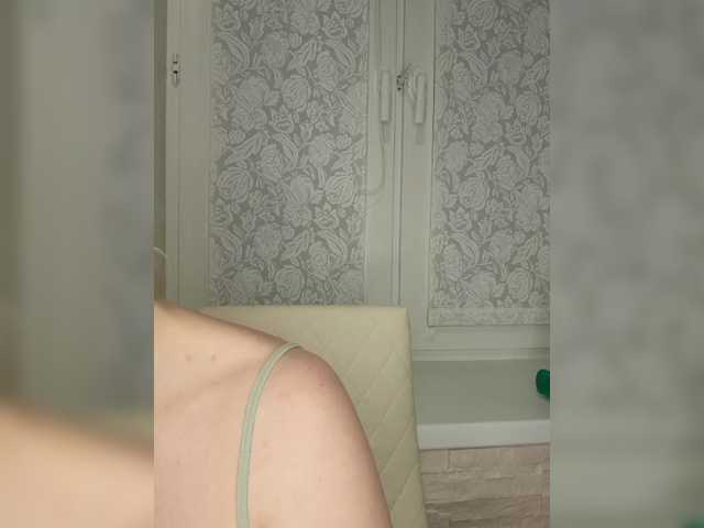 Anesteishen's BongaCams show and profile