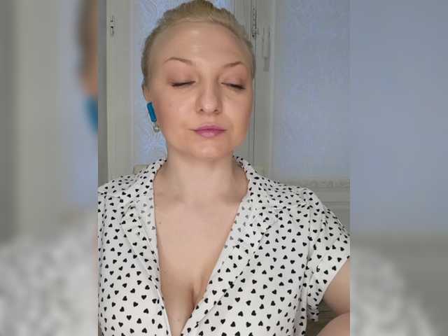 Anesteishen live cam