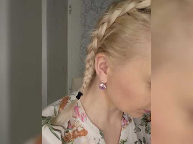 Anesteishen from BongaCams is Freechat