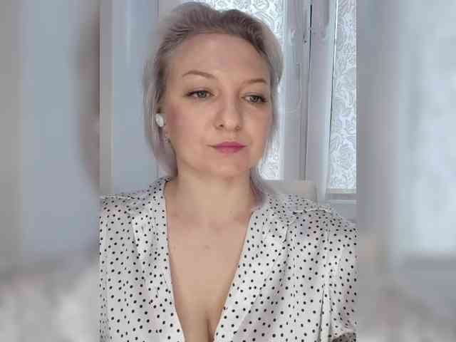 free live cam chat Anesteishen