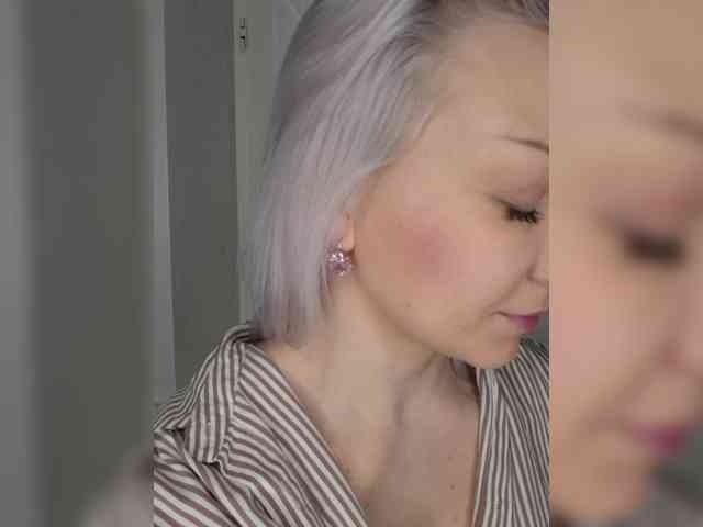 Anesteishen Live Webcam on BongaCams