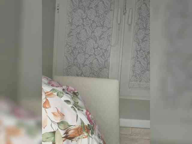 Anesteishen Live Webcam on BongaCams